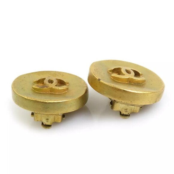 Auth CHANEL Vintage CC Logo Clip on Earrings Gold Metal - Picture 5 of 16